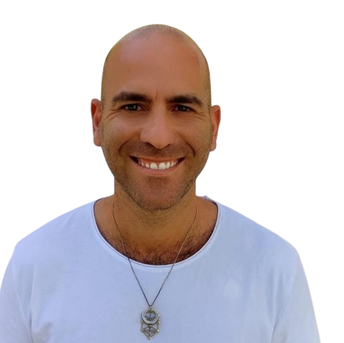 אליהו-removebg-preview